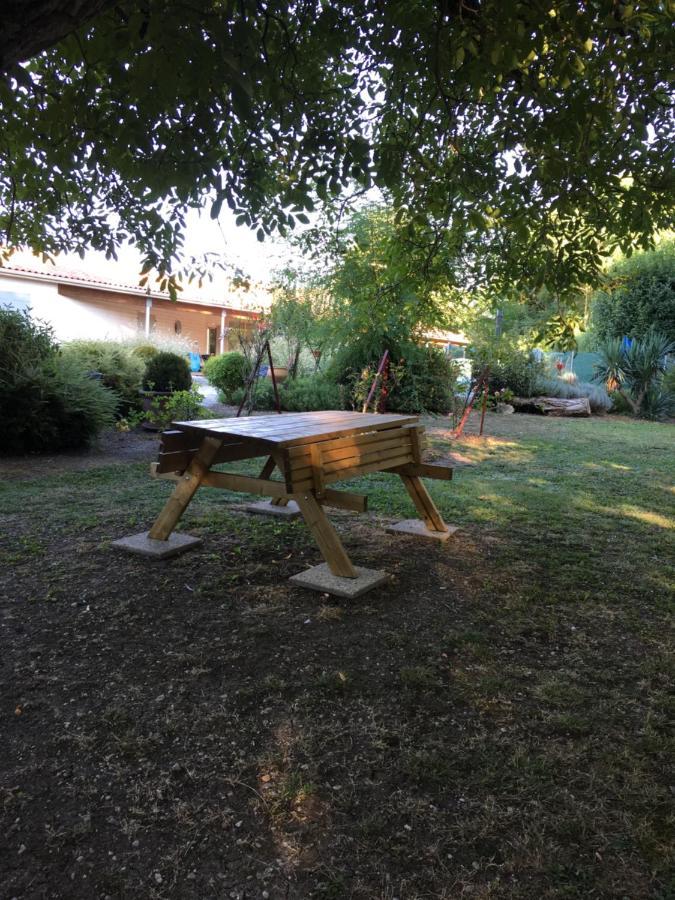 Chambres D Hotes Villa Anani Cosson Alex Barbezieux-Saint-Hilaire Bagian luar foto